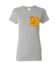 Load image into Gallery viewer, T-shirt à poche femme Juicy fruit
