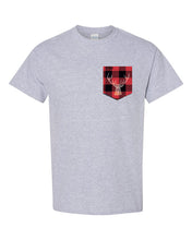 Charger l&#39;image dans la galerie, T-shirt à poche pour homme En forest
