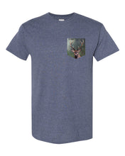 Charger l&#39;image dans la galerie, T-shirt à poche unisexe taille plus En forest
