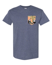 Load image into Gallery viewer, T-shirt à poche unisexe taille plus Jungle
