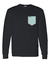 Load image into Gallery viewer, Chandail à poche homme Les motifs
