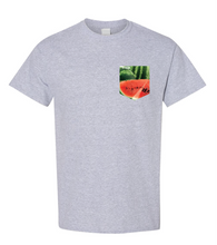 Load image into Gallery viewer, T-shirt à poche homme Juicy fruit
